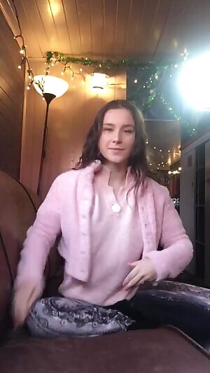 My kink is making your dreams cum true! 💦 6 for $50 premades today! My customs queue is open, free with any order!