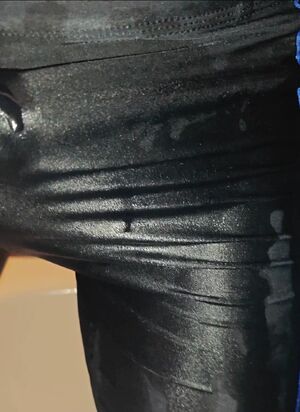 Male Pissing Dildo Gay Piss Solo