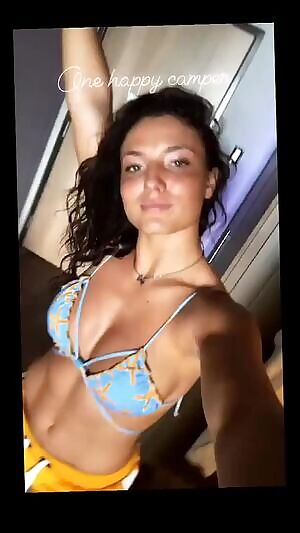 Who else wants to use Jade's perfect body