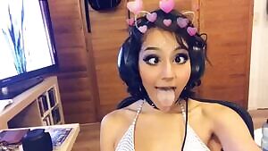 giving u one without the border, so u can have one for each mood lol 🧝‍♀️