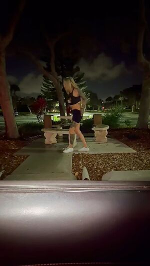 Public Urination Amateur OnlyFans Pee Peeing