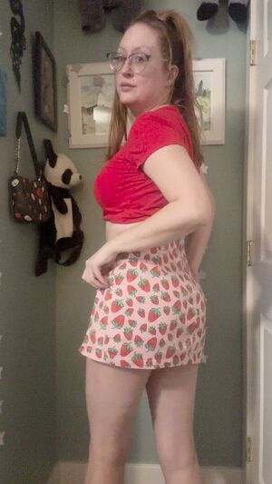 Tight Skirts & Dresses Ass Babe