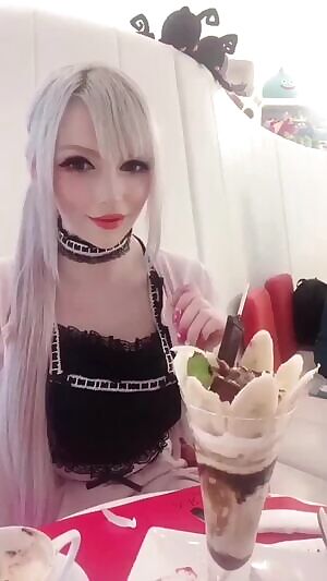 Taste Kat's Buster Sword !