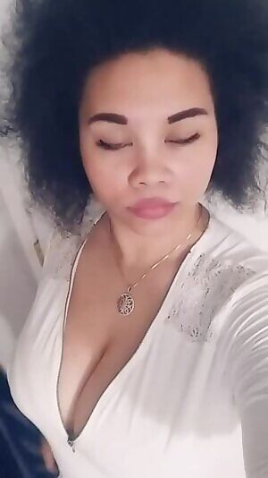 Before Errands Peek 🦁💋