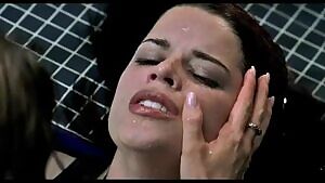 Denise Richards with Neve Campbell.