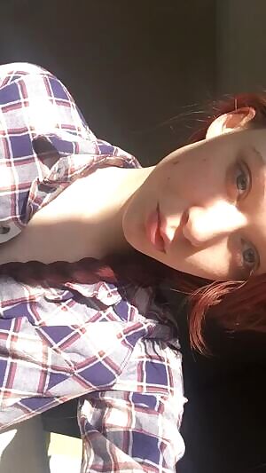 Good morning boob reveal 🌞