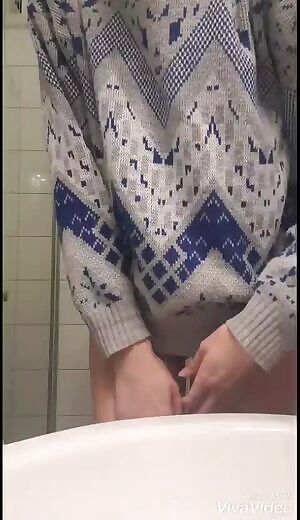 It's 25 degrees outside today, time or cosy knitwear