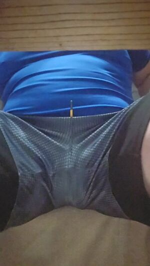 Wetting Bathroom Diaper Leaking Pee