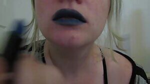 Lipstick Lovers Unite! New video out now~