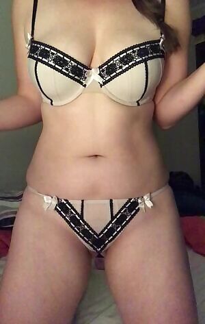 Anyone else love jiggling some soft titties around? 21