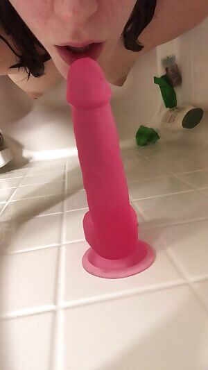 If you’re not already on my , you missed a fun show tonight! Join now and see my exclusive selfies and play sessions :) or let me get you off over and over with a custom or premade . Too impersonal for you? Join me in a flirty and we’ll have a grand old time <3