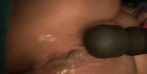 Lubing up my tight asshole for you 😋