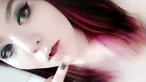 Something wet, pink & pretty for you to play with 😇