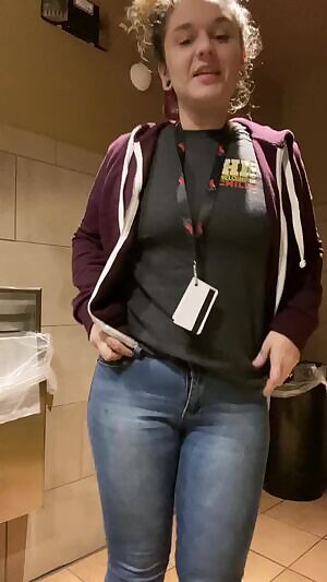 Hi! Welcome to Chili’s!😘