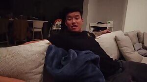 Geo playing with her pussy