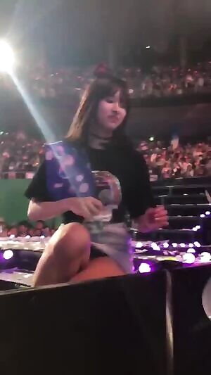 TWICE - Mina
