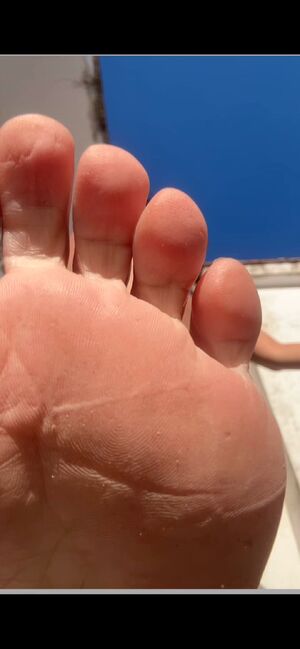Giantess IRL Feet