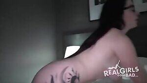 Brit hottie Erin shows us her favourite position