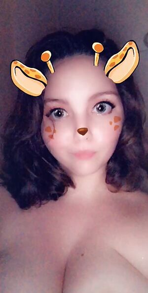 Lanaberry after dark 😈😈💖💖🍓🍓