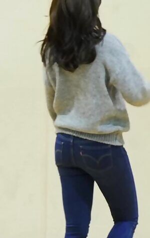 Apink - Eunji's Sizable Ass