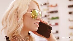 Kenzie Reeves - Kenzie Reeves Gets Drilled By Dick In Her Asshole