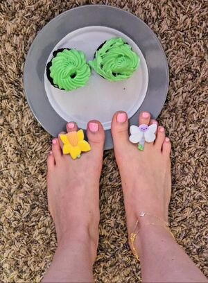 Crush Fetish Foot