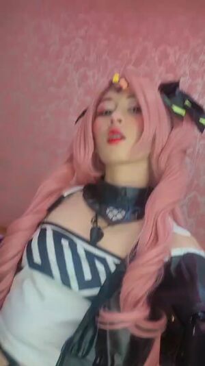 Tiny Waisted Hotties Amateur Cosplay Costume