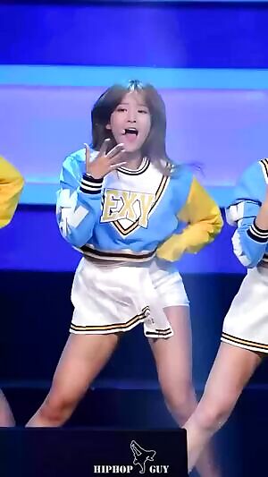 WJSN - Exy, wants it from the back