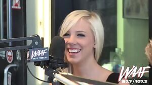 Our girl had the most gorgeous smile in porn