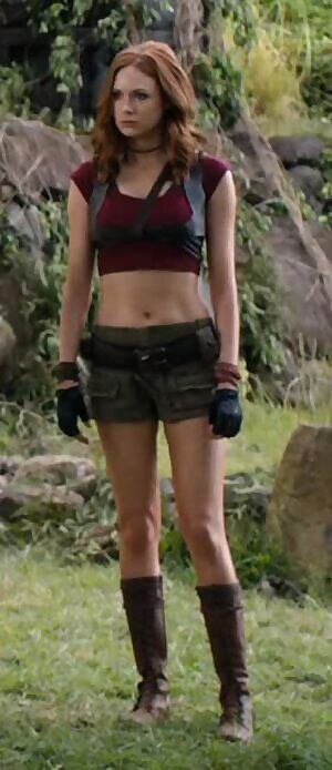 All I could think about while watching Jumanji was how much I wanna fuck Karen Gillan.