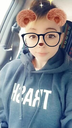 Spend your week with me or let me tell you what I think of your cock 😋