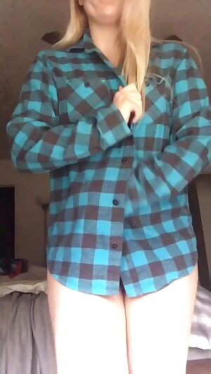 my lil navy aerie undies w/ cream lace trim 🍃 soooo soft and comfy