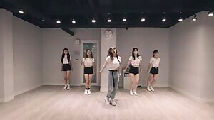 Jun Hyoseong - Havana