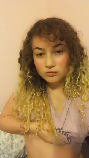 Finding new ways to pass the time during this quarantine 🖤