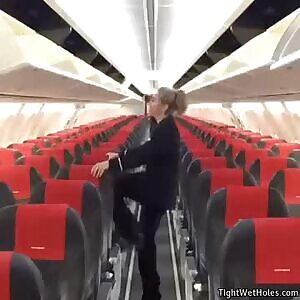 Flexible Flight attendant