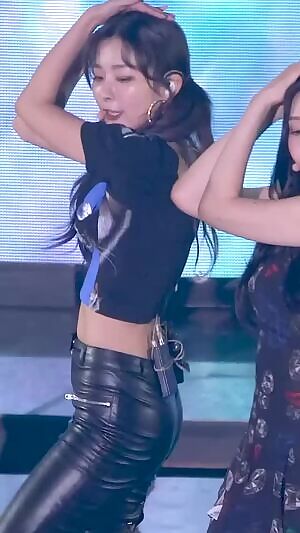 Red Velvet - Seulgi & Joy