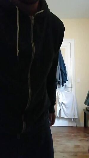 Sunday is made to be naughty. Come to dirty talk ;) I'm sure that ur PM could make me hard in a very short time..