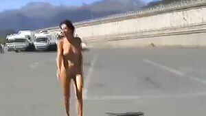 Elle excite les routiers