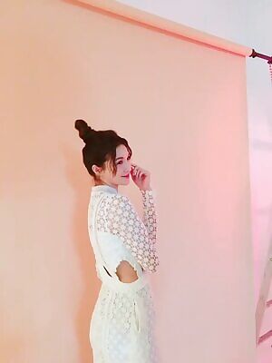 writing in your boobs is kinda hard 🍒