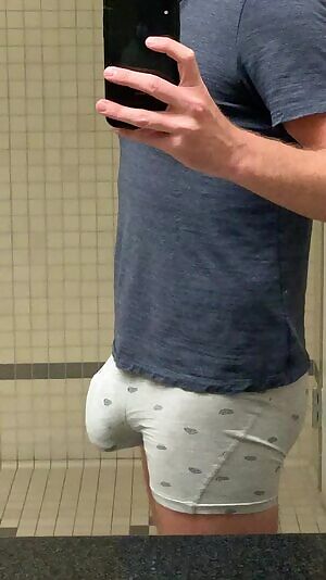 Messing around at work. PMs welcome.