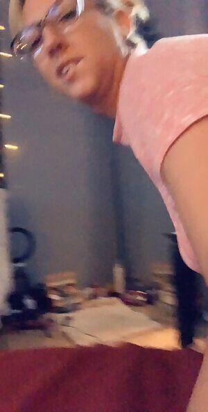 Tool makes me move. Cum watch.