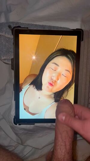 Huge Cumshots Amateur Asian Big Dick