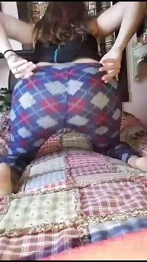 Giving you that PAWGy OC