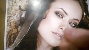 Olivia Wilde Makes It Quick