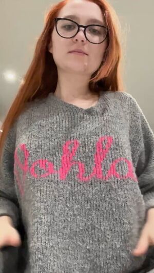 St.Louis Creators Cute OnlyFans Solo Tease