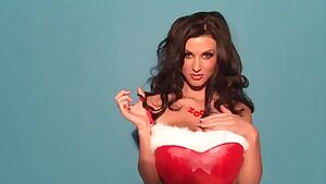 Alice Goodwin’s tits are so big and fuckable