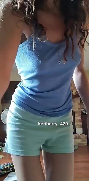 My perky 37 year old mommy tits 😊