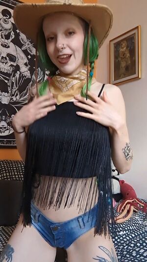 Fansly Sluts Alt Alternative Cowgirl ManyVids