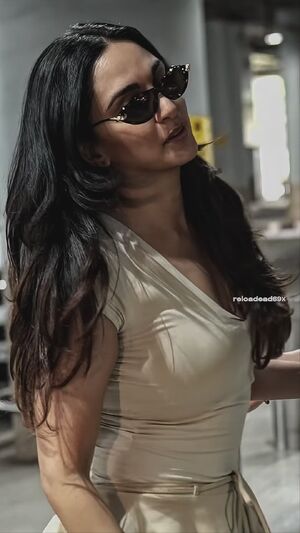 Indian Celebrity NSFW Actress Bollywood Hottie