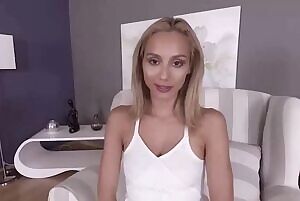 Veronica Leal solo VR porn video @VirtualTaboo 💬